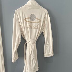 Elegant White Bridal Robe